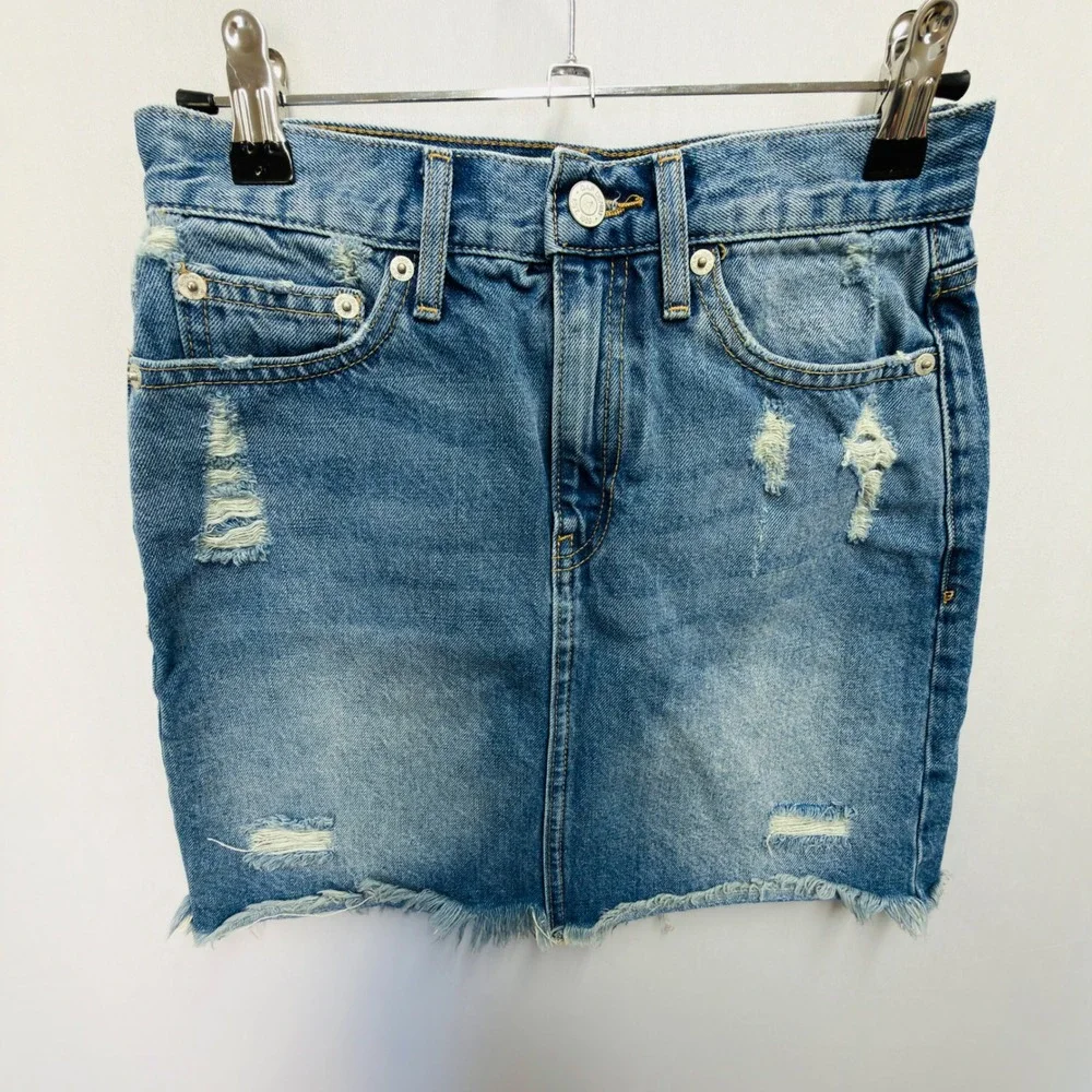 Gap 1969 Womens Distressed‎ Denim Mini Skirt Medium Wash Raw Hem 24R Cotton - Picture 2 of 8